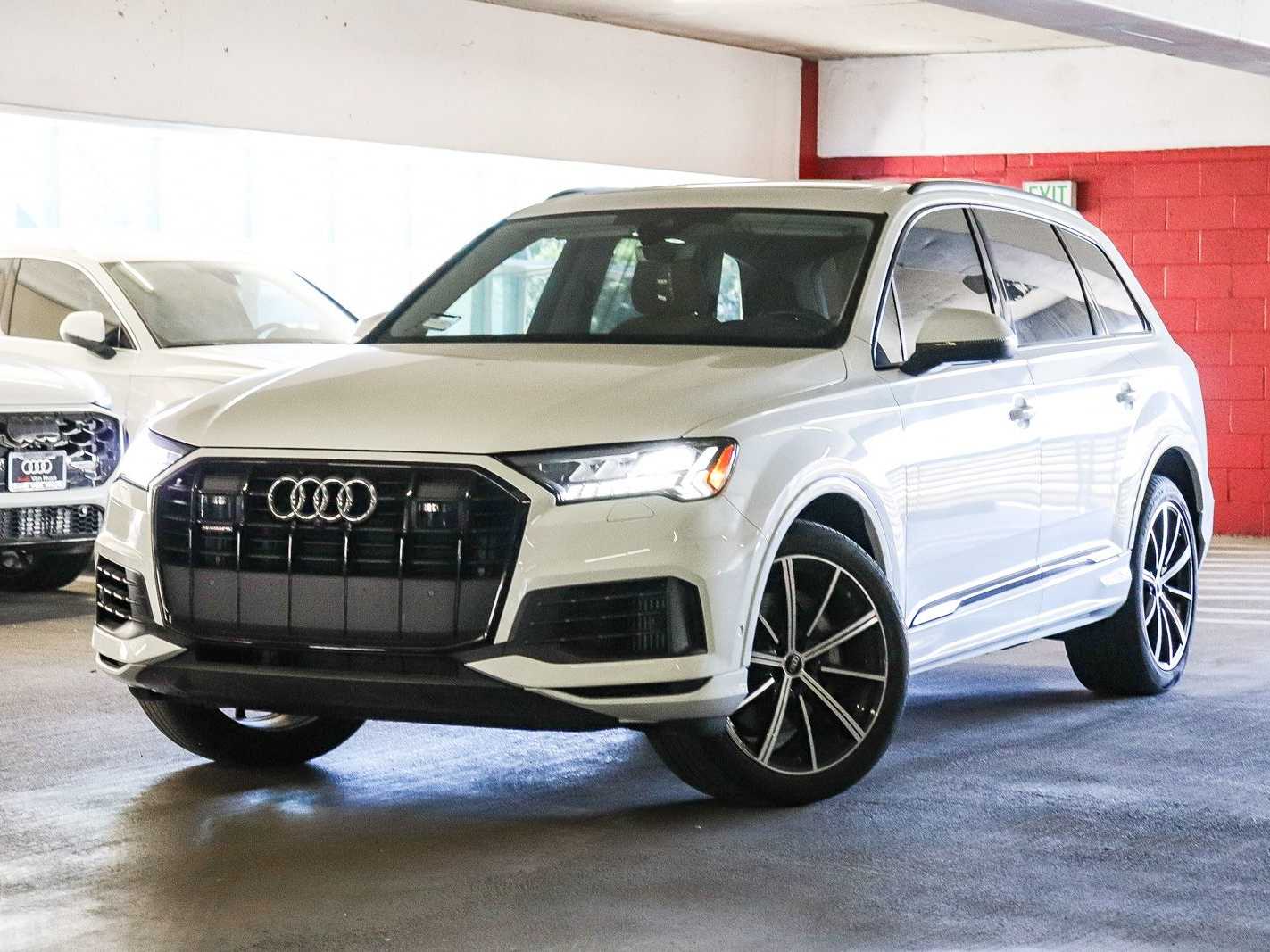 2023 Audi Q7 quattro Premium Plus 55 TFSI