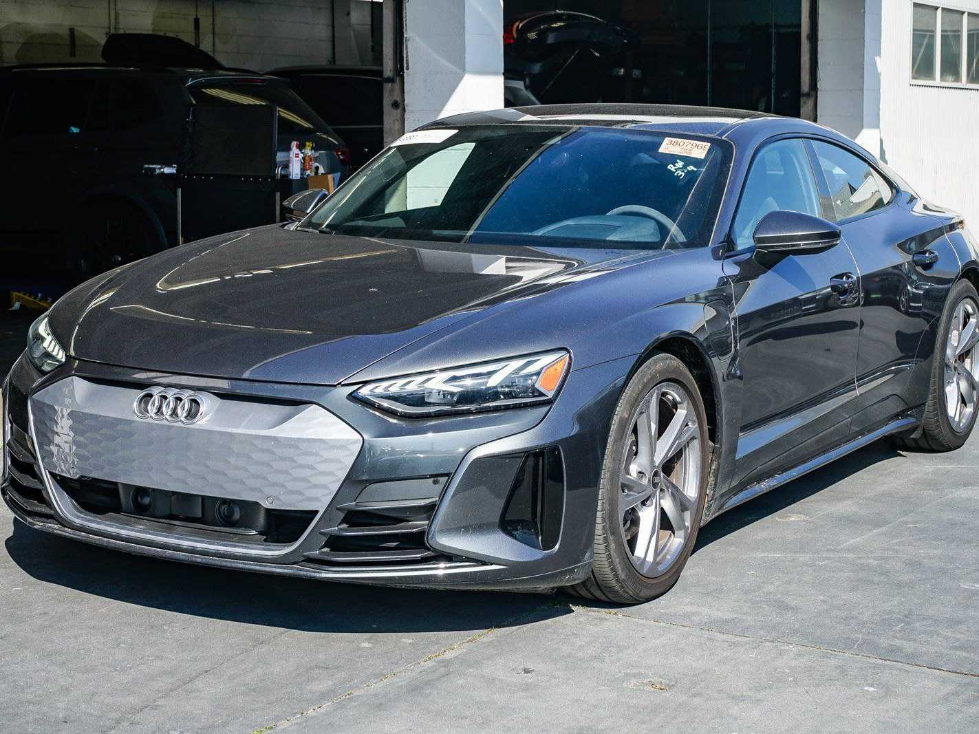 2022 Audi e-tron GT Premium Plus quattro AWD