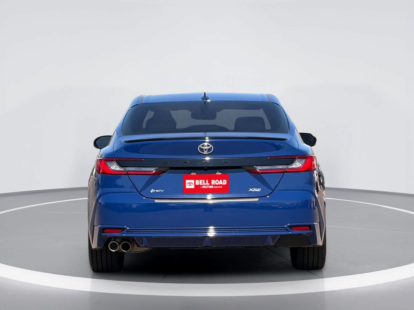 View vehicle photo 6