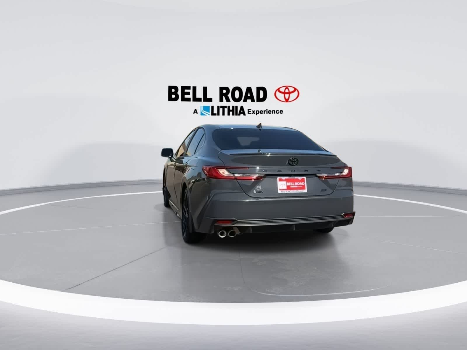 View vehicle photo 7