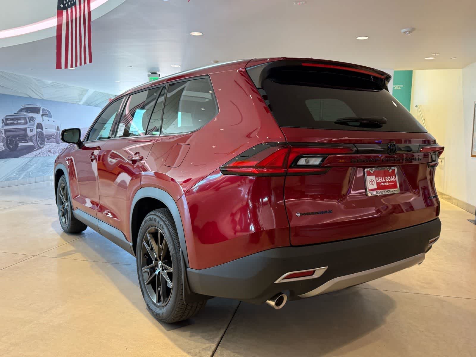 View vehicle photo 3