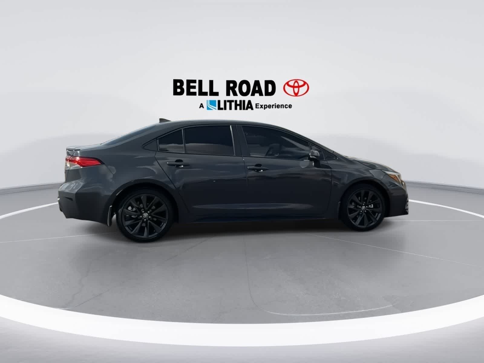 View vehicle photo 3