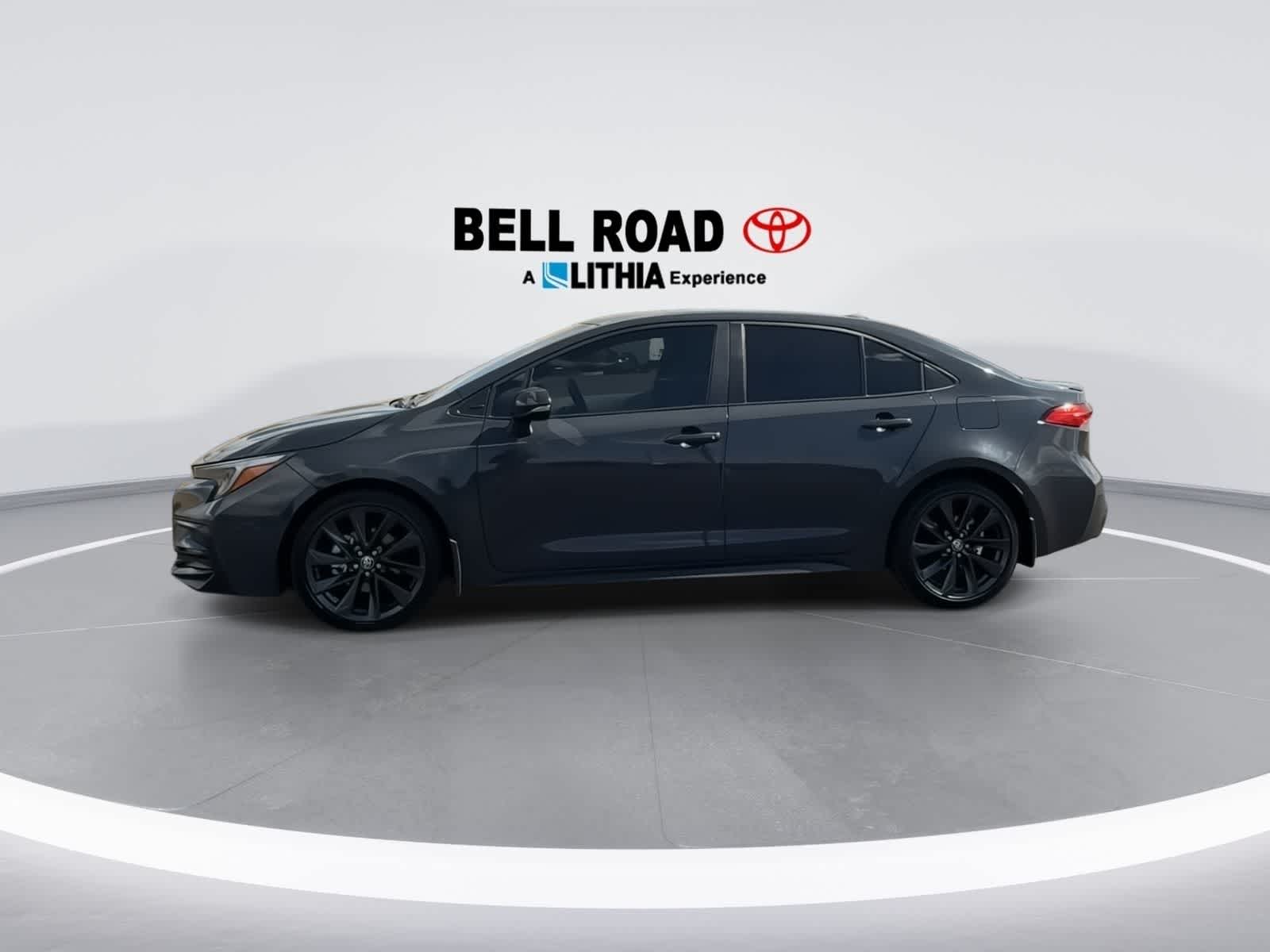 View vehicle photo 7