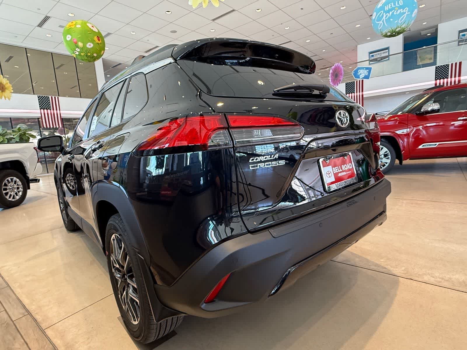 View vehicle photo 3