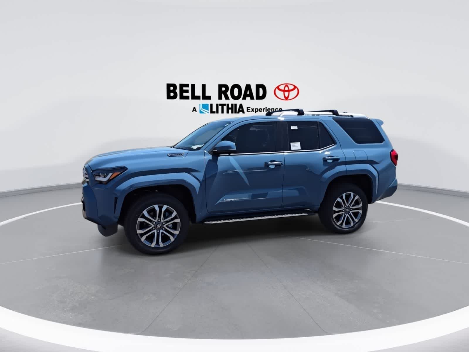 View vehicle photo 4