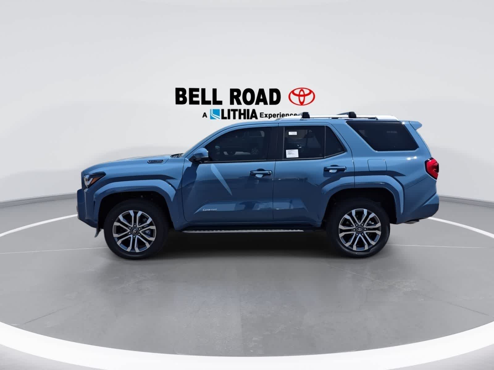 View vehicle photo 5