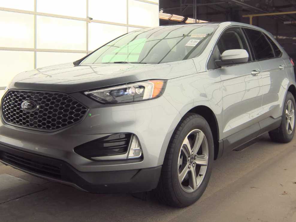 Iconic Silver Metallic 2023 Ford Edge SEL AWD SUV / Crossover All-Wheel Drive 8-Speed Automatic