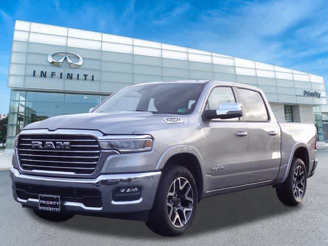 2025 RAM 1500 Laramie Crew Cab 4WD