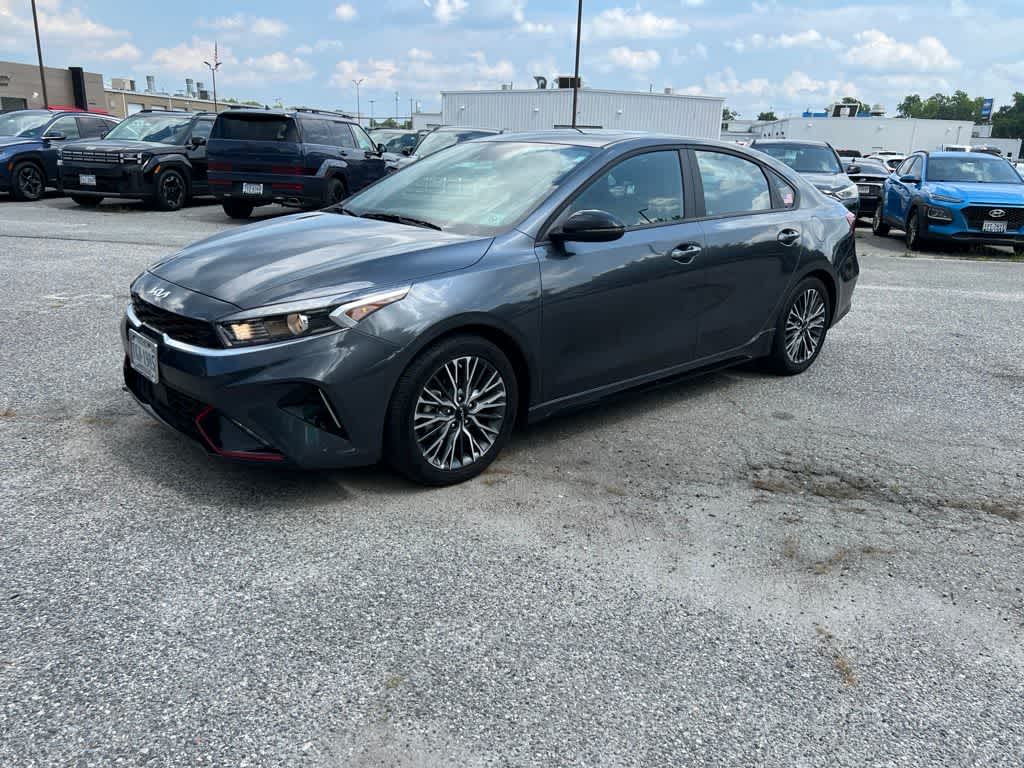Gravity Gray 2024 Kia Forte Sedan Front-Wheel Drive Continuously Variable Transmission