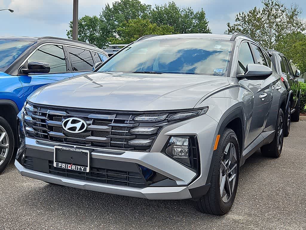 Shimmering Silver 2025 Hyundai Tucson SUV / Crossover All-Wheel Drive 8-Speed Automatic