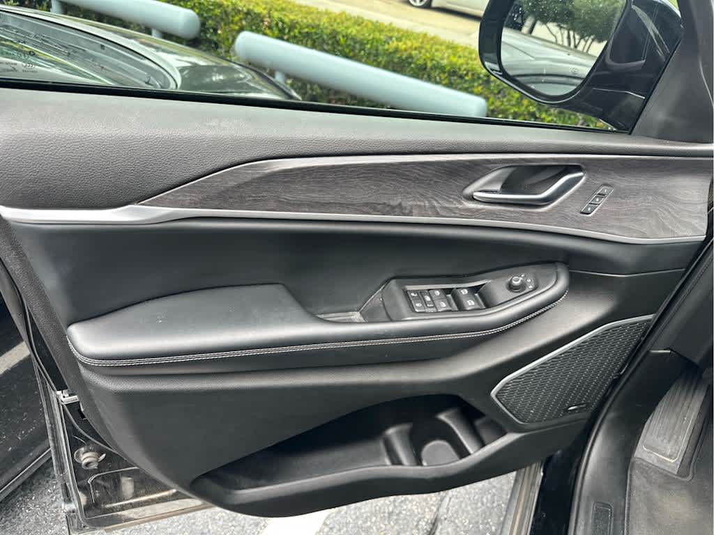 car-gallery-5