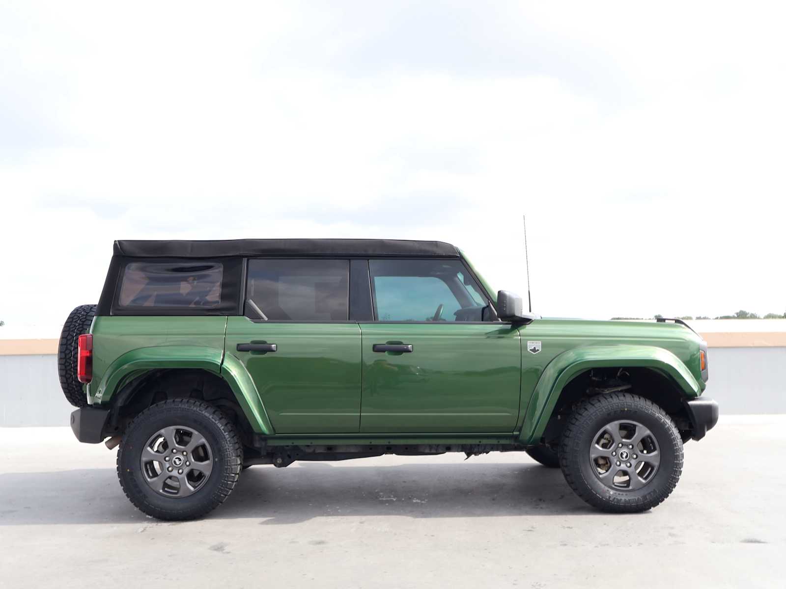 Used 2023 Eruption Green Ford Big Bend image 7