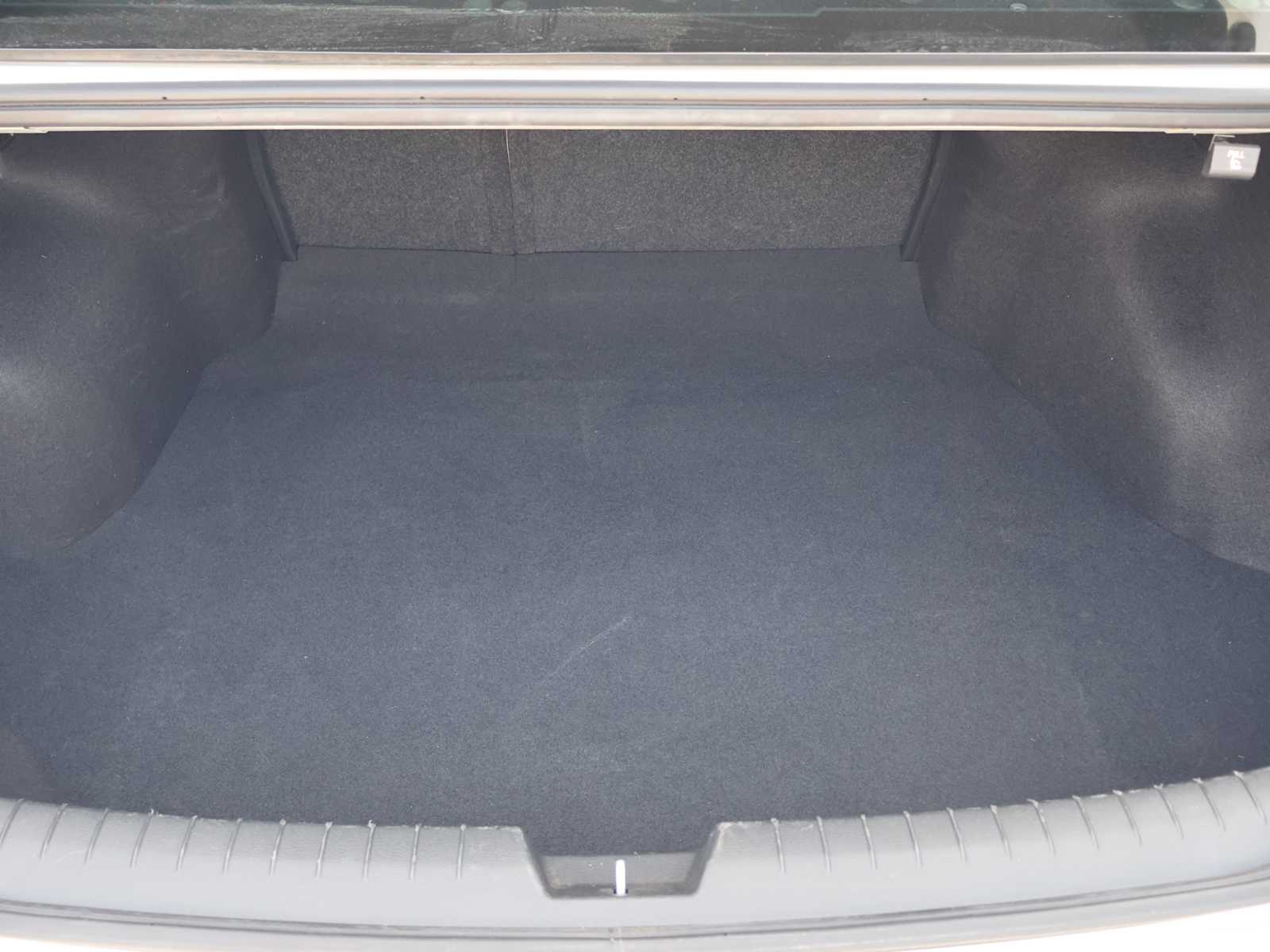 Used 2015 Symphony Silver Hyundai 2.0T Limited image 32