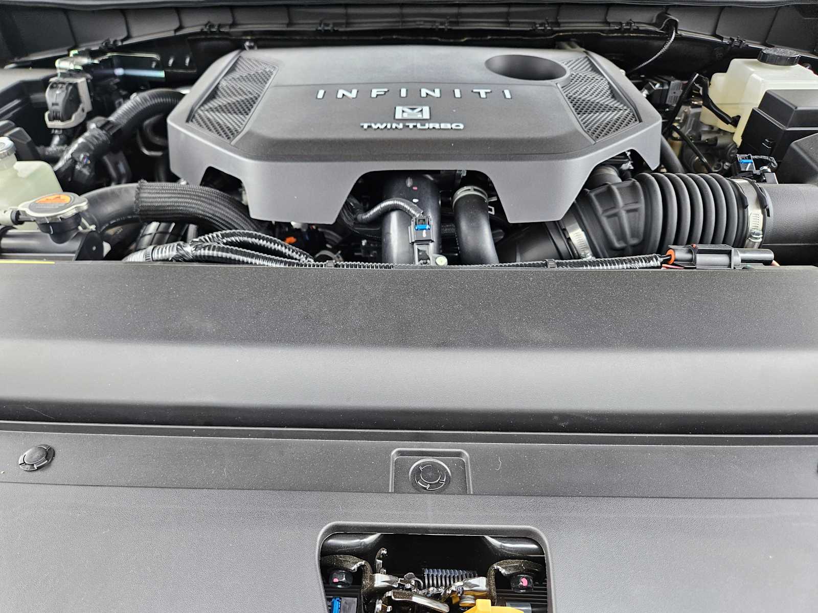 New 2026 DYNAMIC METAL INFINITI SPORT image 23