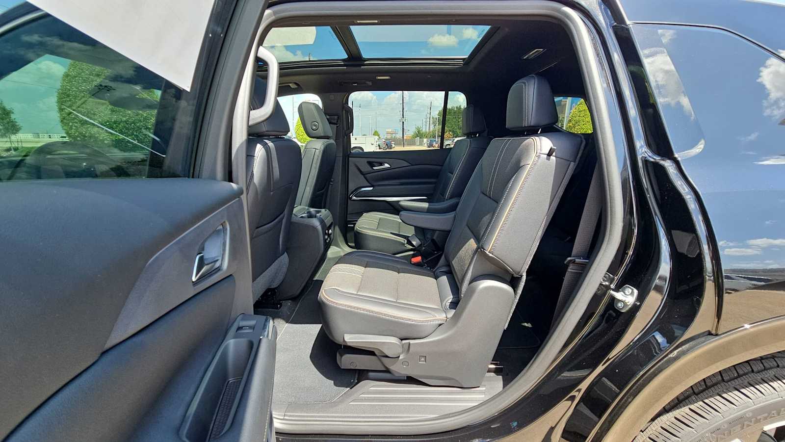 Mosaic Black Metallic 2026 Chevrolet Traverse High Country AWD SUV / Crossover Four-Wheel Drive 8-Speed Automatic