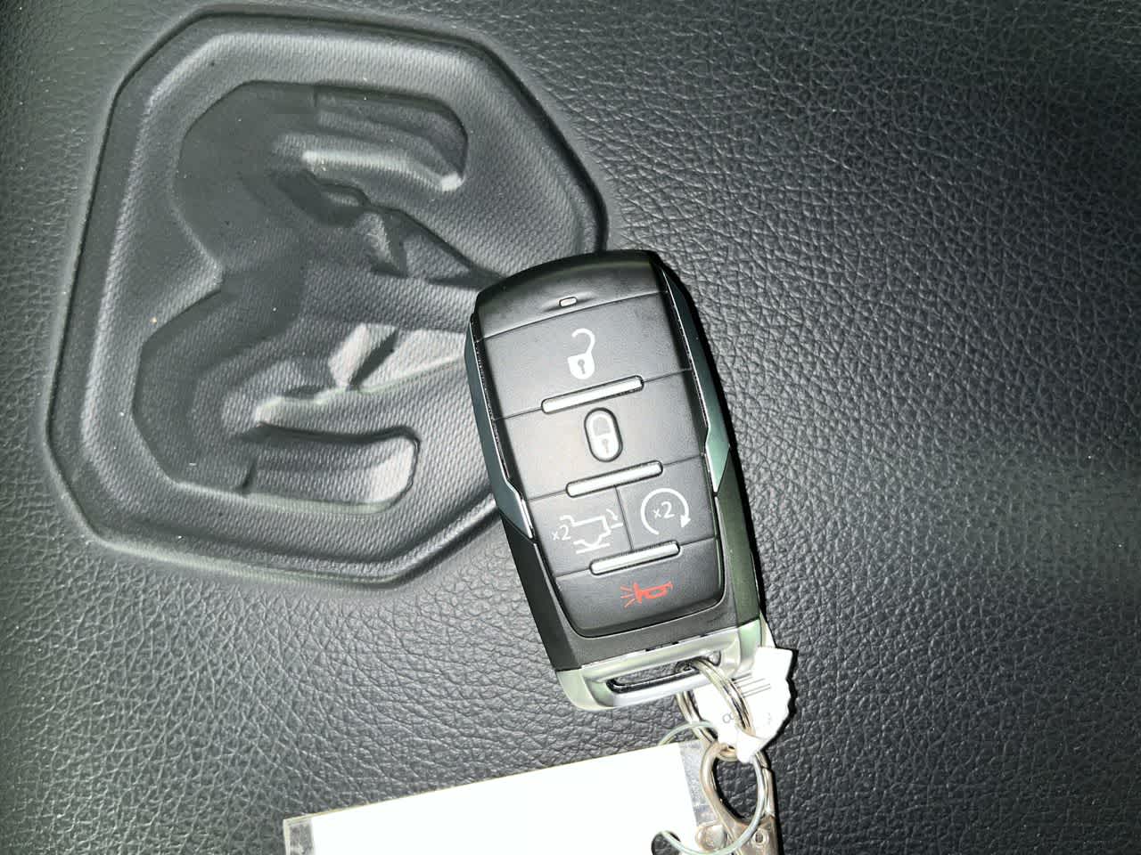2009 Pontiac Torrent #23