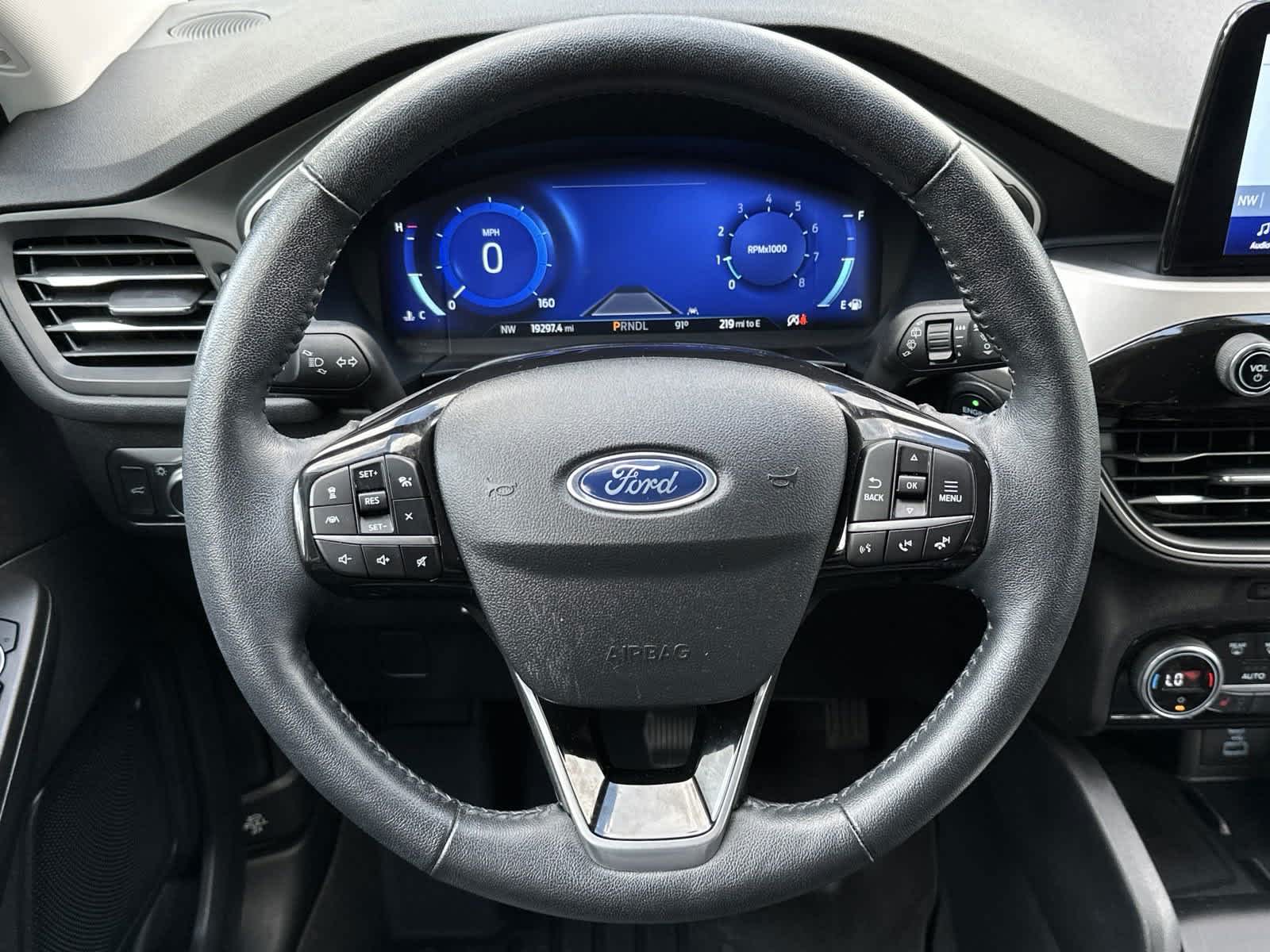 2021 Ford Escape SEL 16