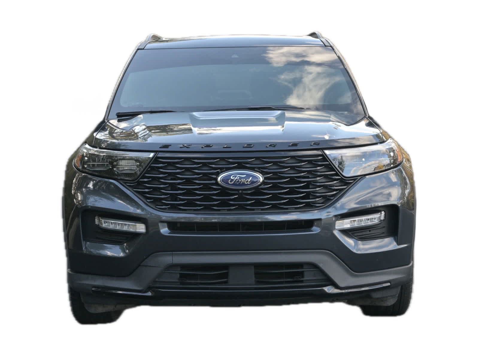 2022 Ford Explorer ST-Line 2