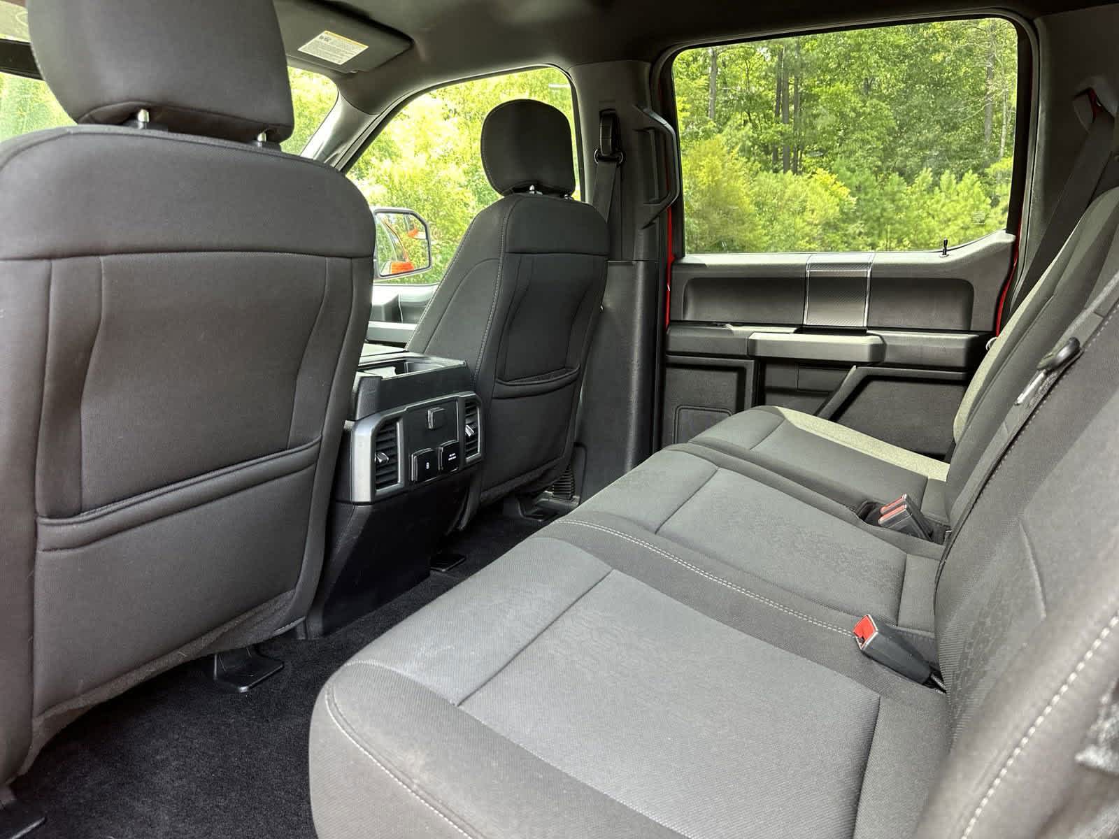 2018 Ford F-150 XLT 4WD SuperCrew 5.5 Box 27