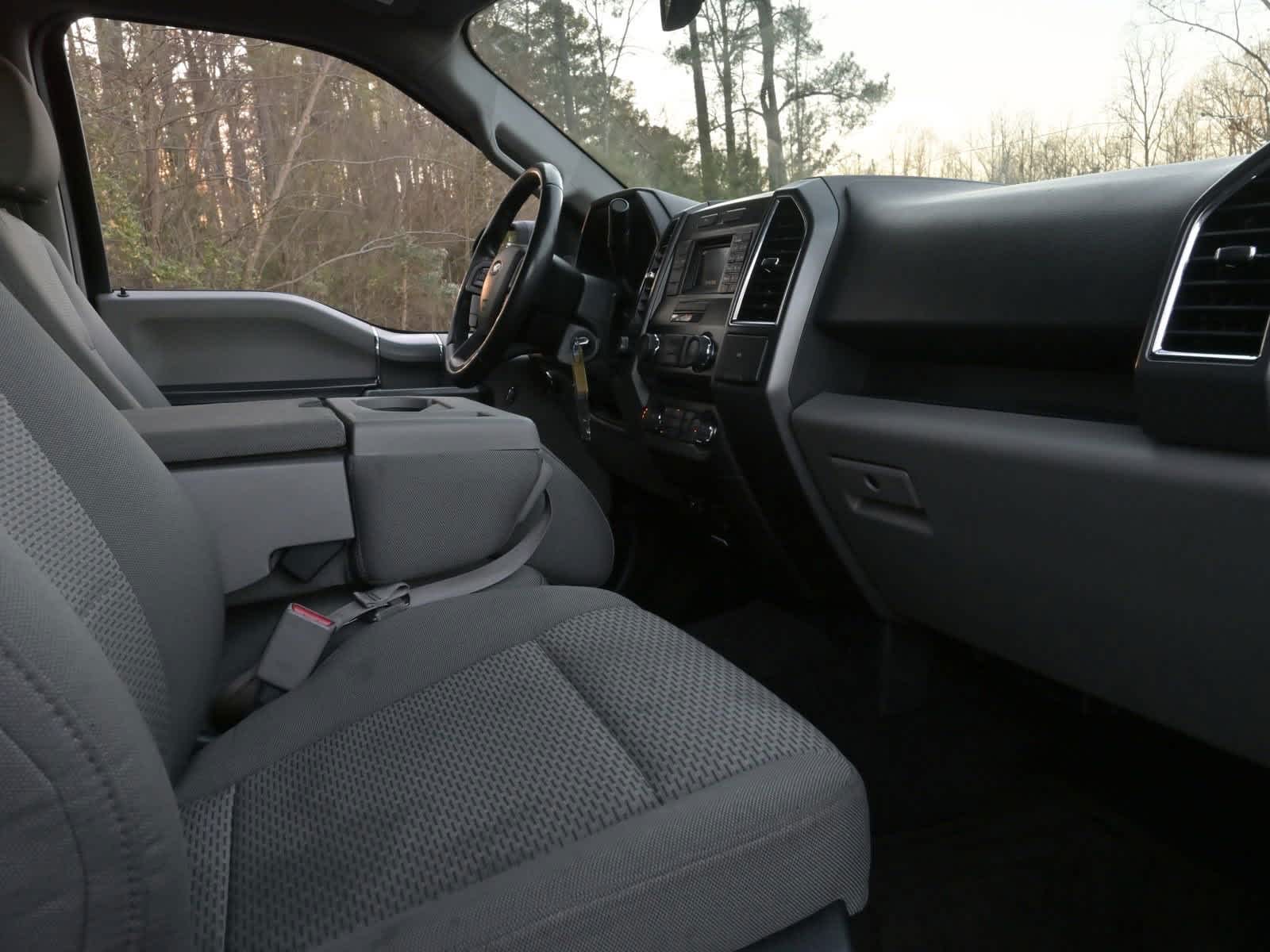 2015 Ford F-150 XLT 4WD SuperCrew 145 31