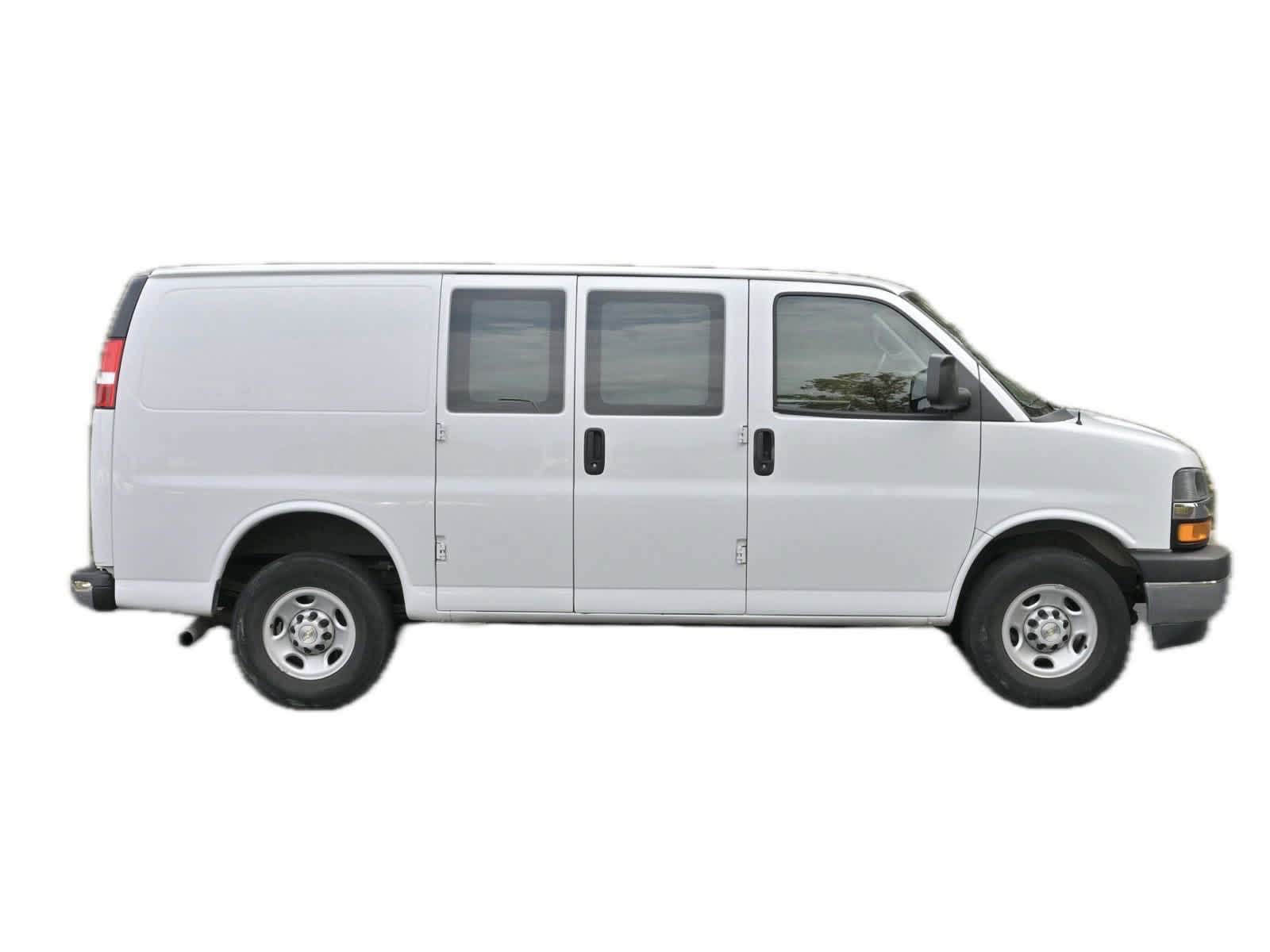 2022 Chevrolet Express  8