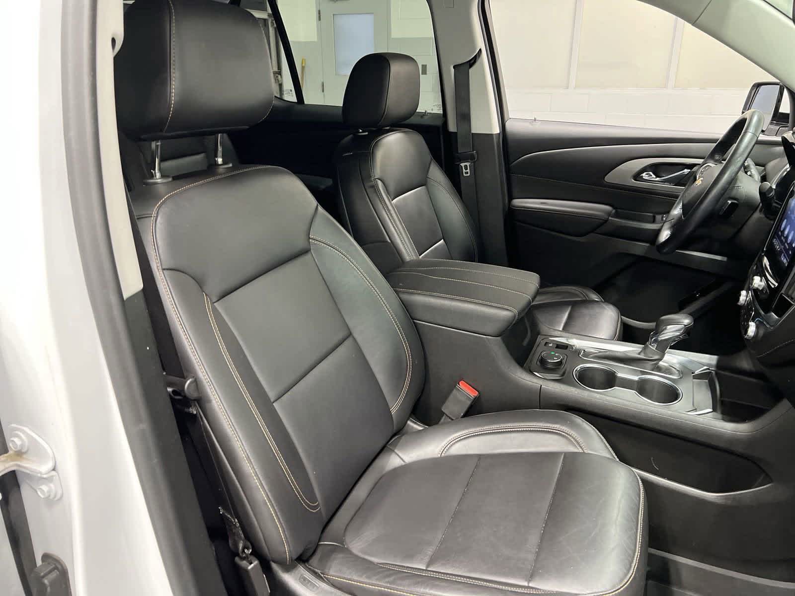 2021 Chevrolet Traverse LT Leather 29