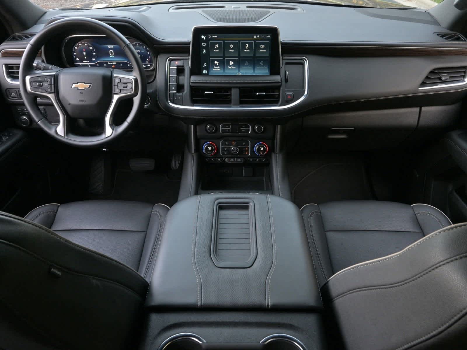 2023 Chevrolet Suburban Premier 25