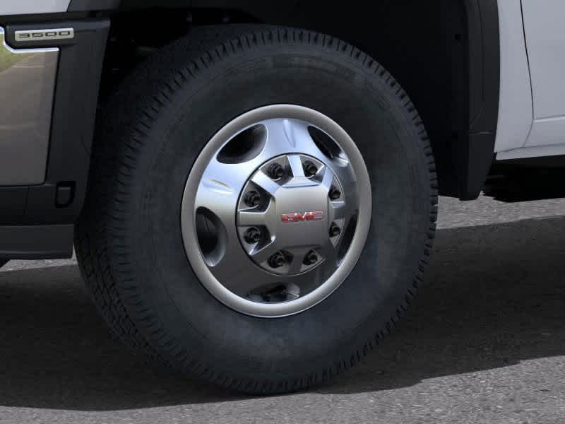 2024 GMC Sierra 3500HD Pro 4WD Crew Cab 172 9