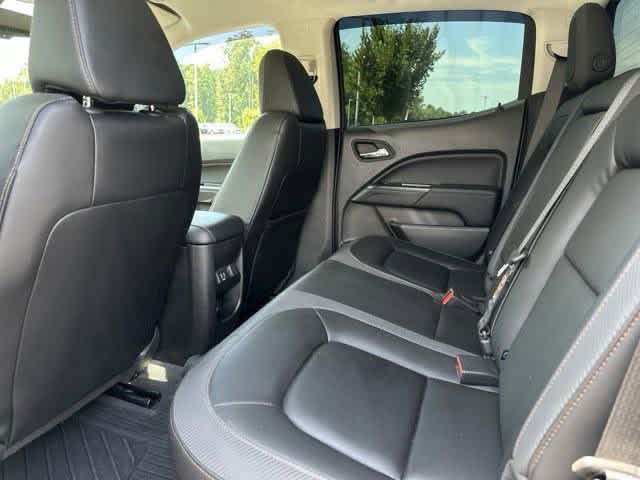 2022 GMC Canyon 4WD AT4 w/Leather Crew Cab 128 26