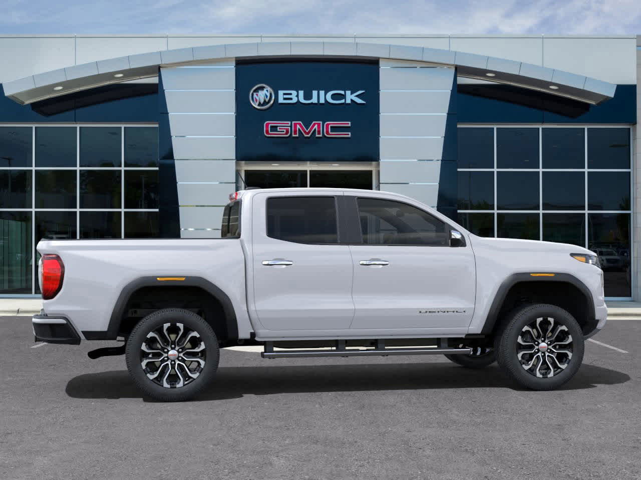 2024 GMC Canyon 4WD Denali Crew Cab 5