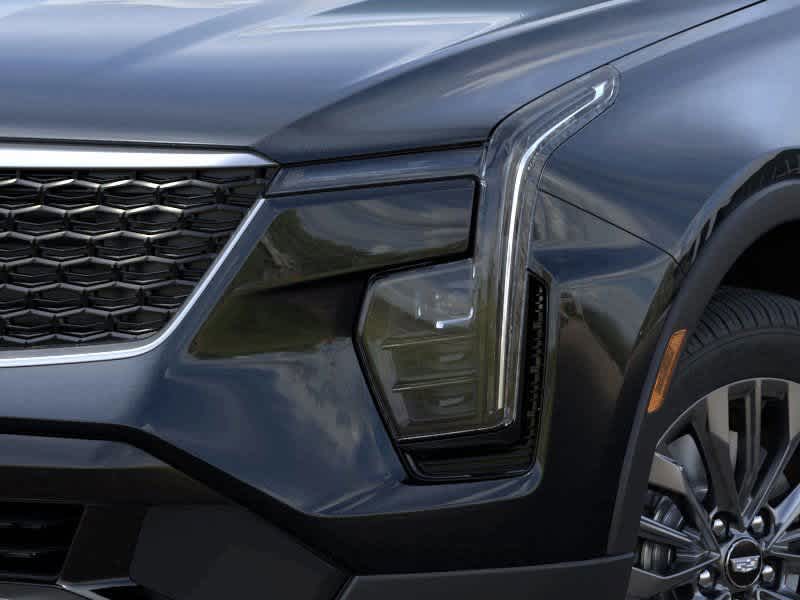 2025 Cadillac XT4 FWD Premium Luxury 10