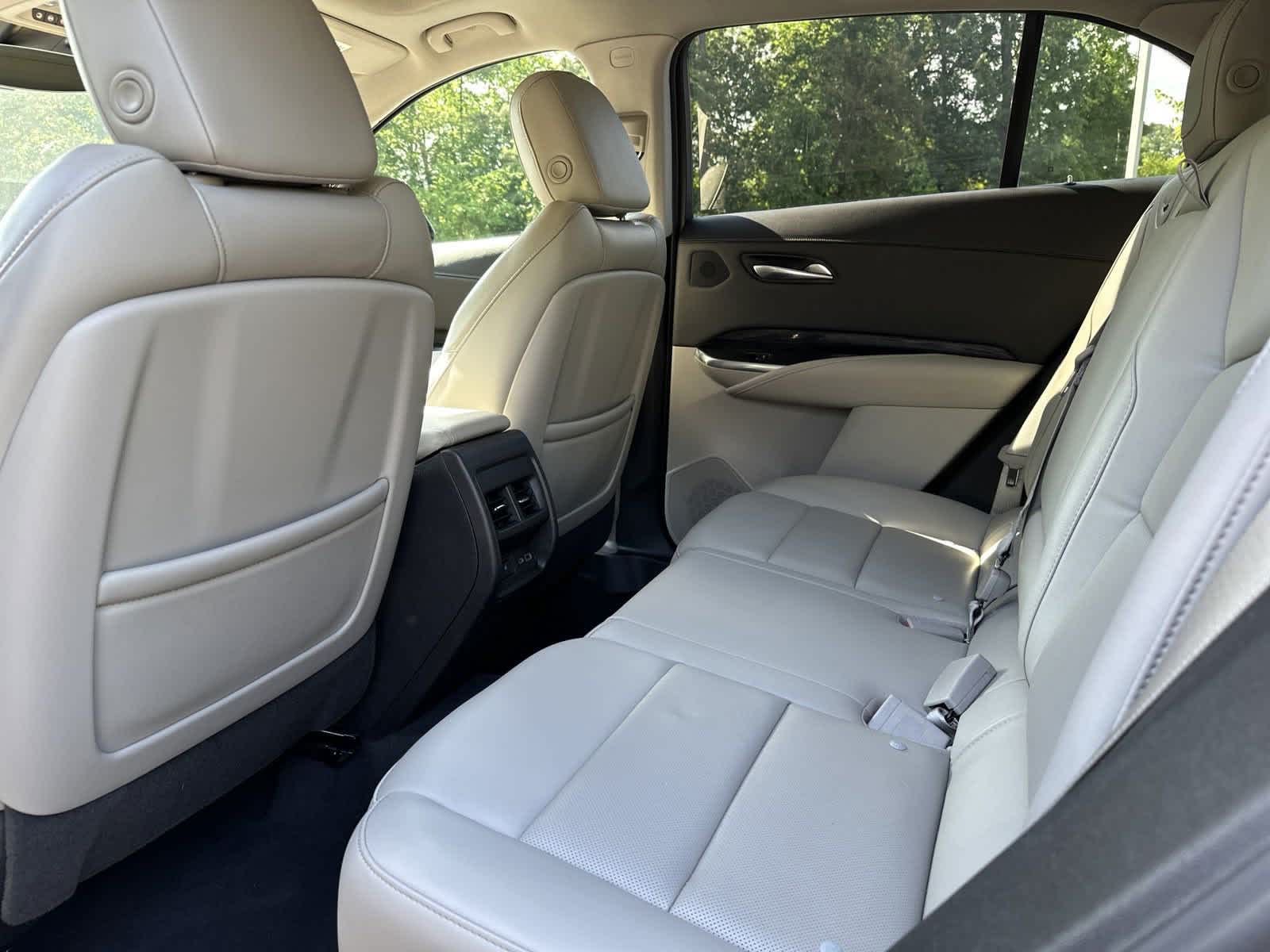 2021 Cadillac XT4 FWD Premium Luxury 29