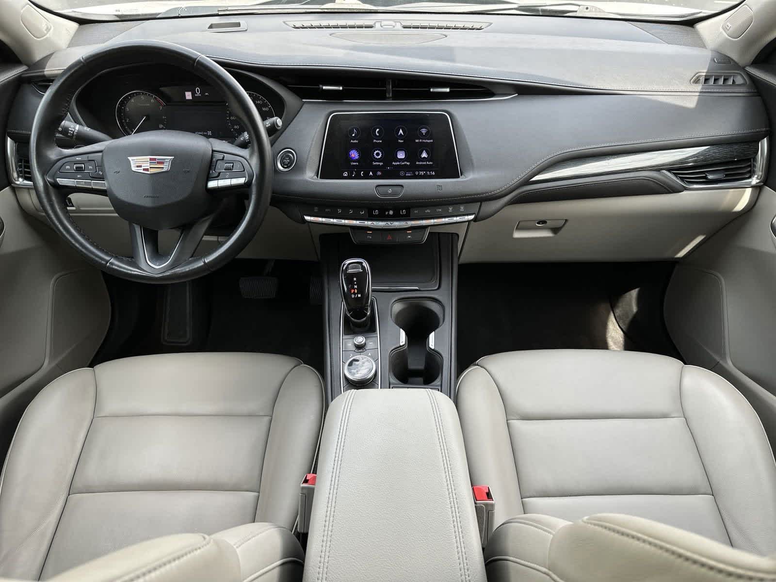 2020 Cadillac XT4 AWD Premium Luxury 25