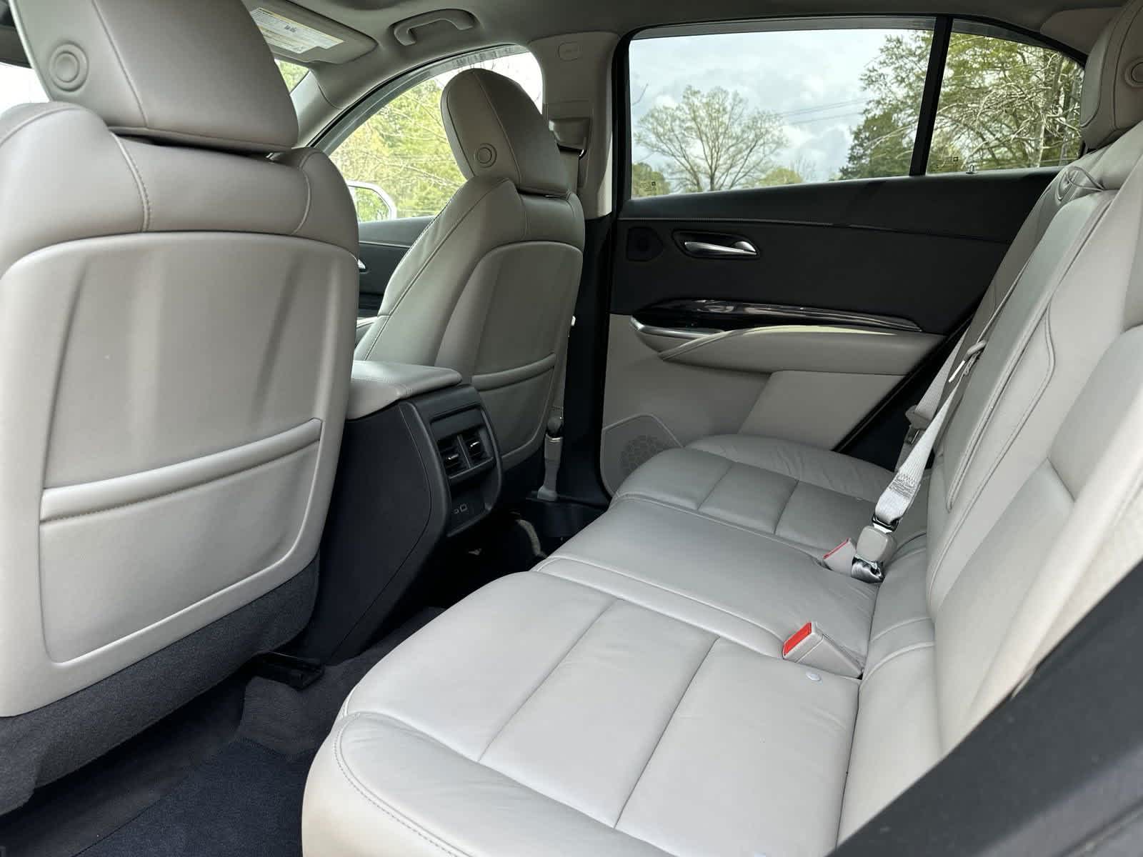 2020 Cadillac XT4 AWD Premium Luxury 27