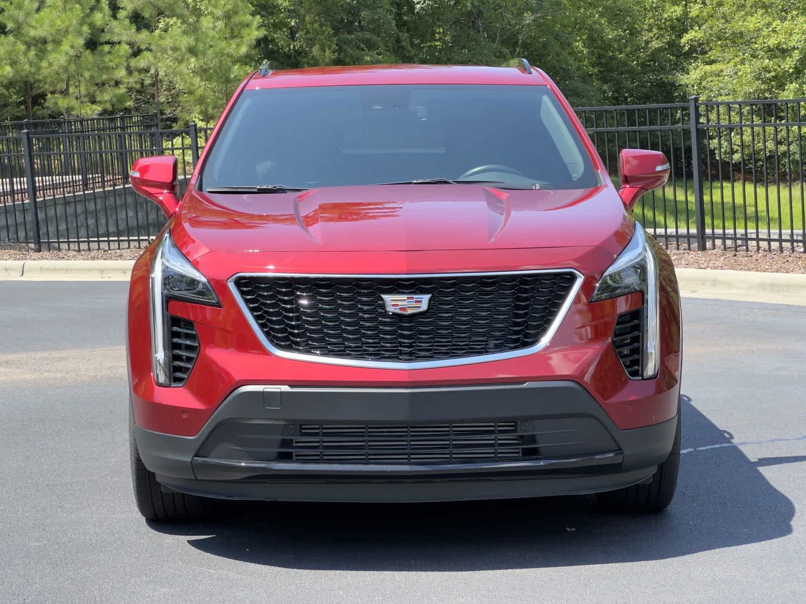 2023 Cadillac XT4 AWD Sport 2