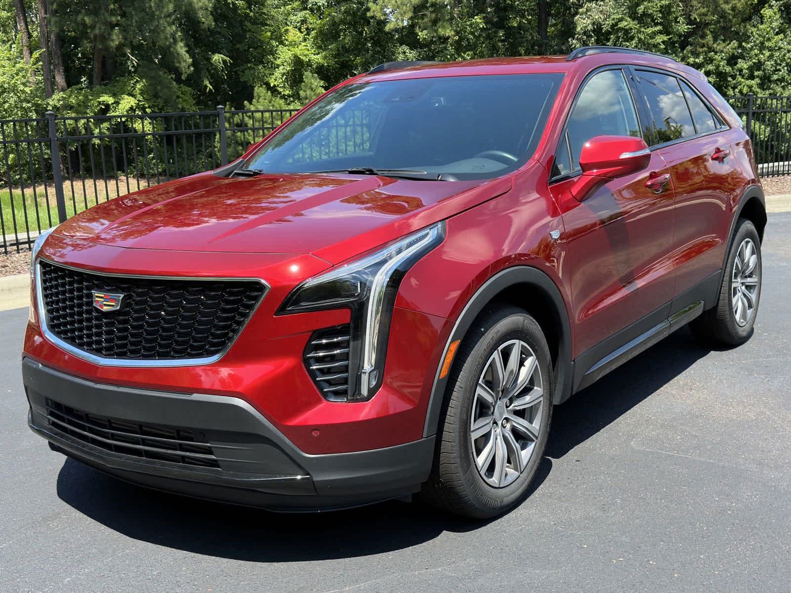 2023 Cadillac XT4 AWD Sport 3