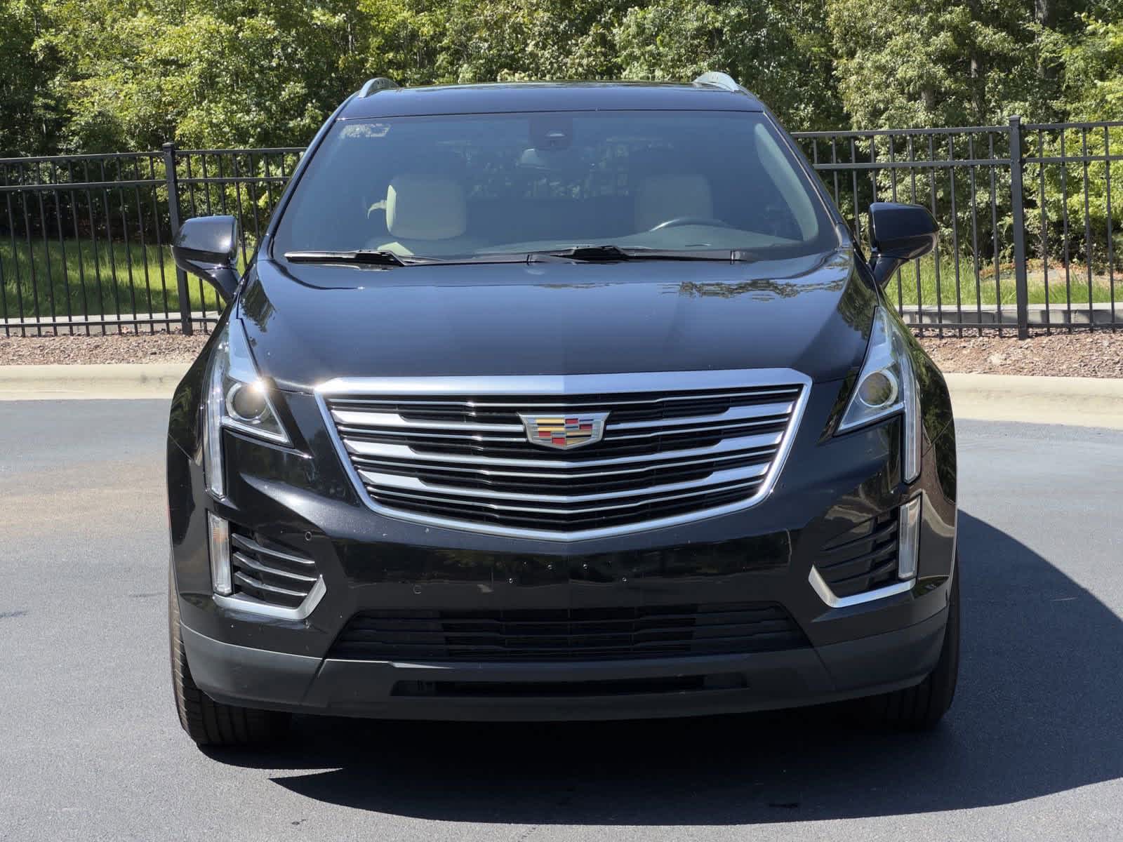 2018 Cadillac XT5 Luxury FWD 2