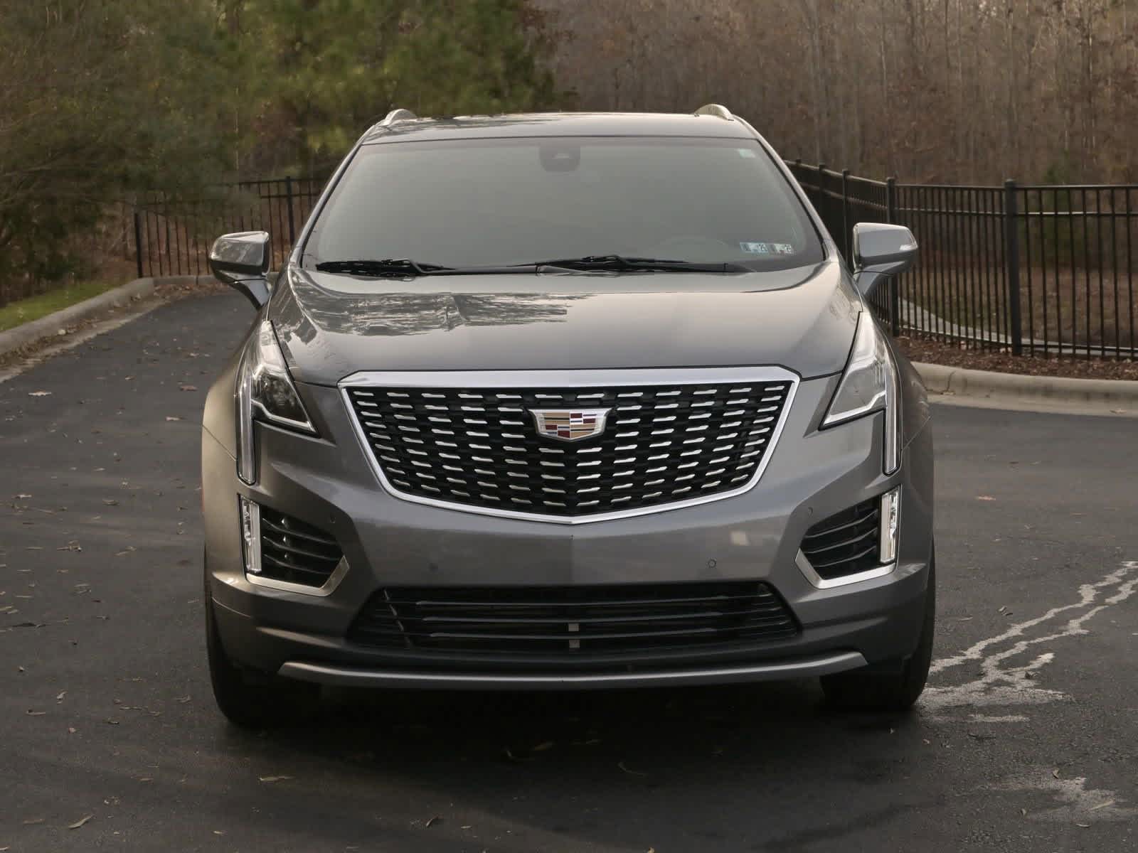 2022 Cadillac XT5 AWD Premium Luxury 2