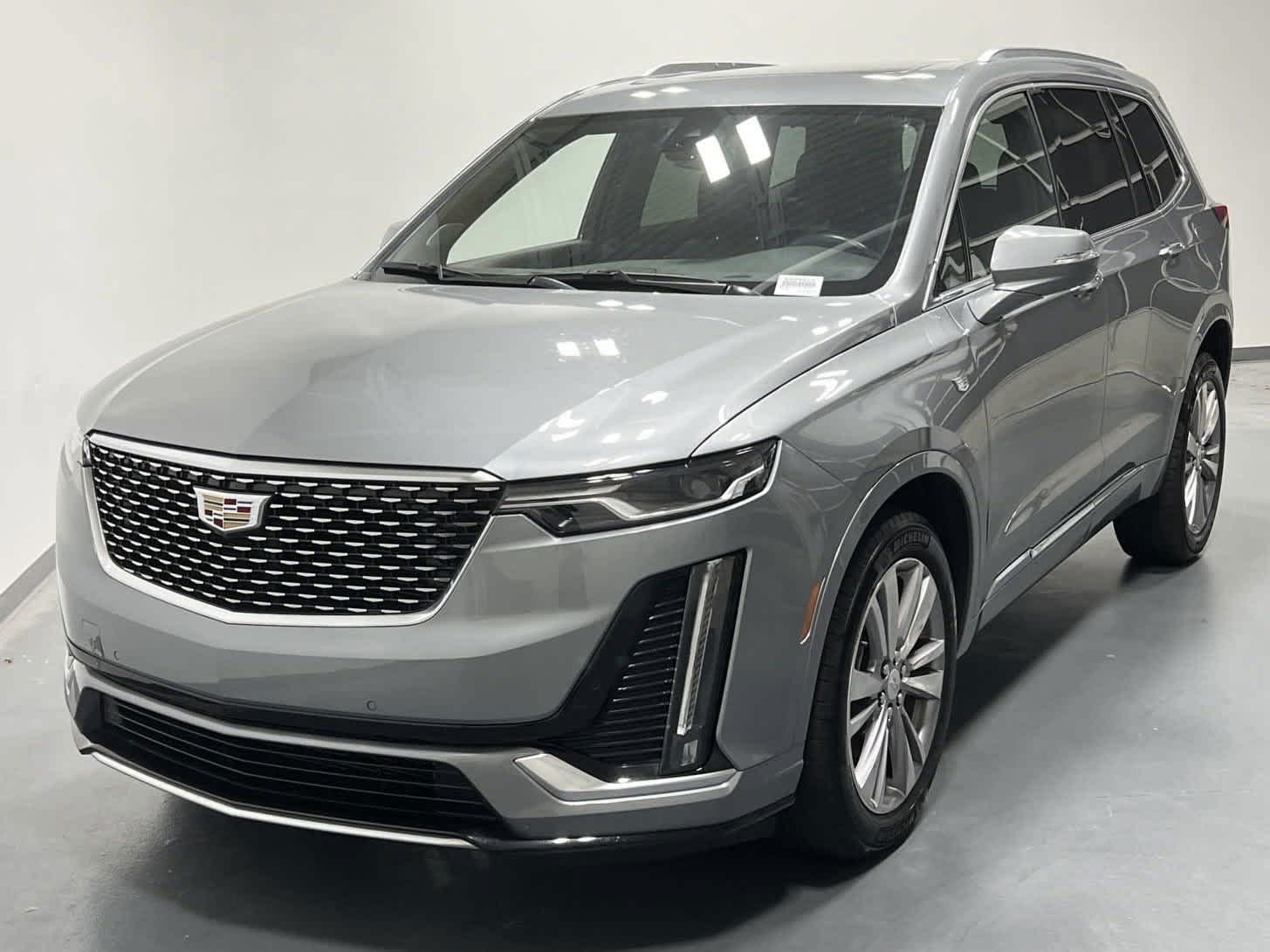 2023 Cadillac XT6 AWD Premium Luxury 3