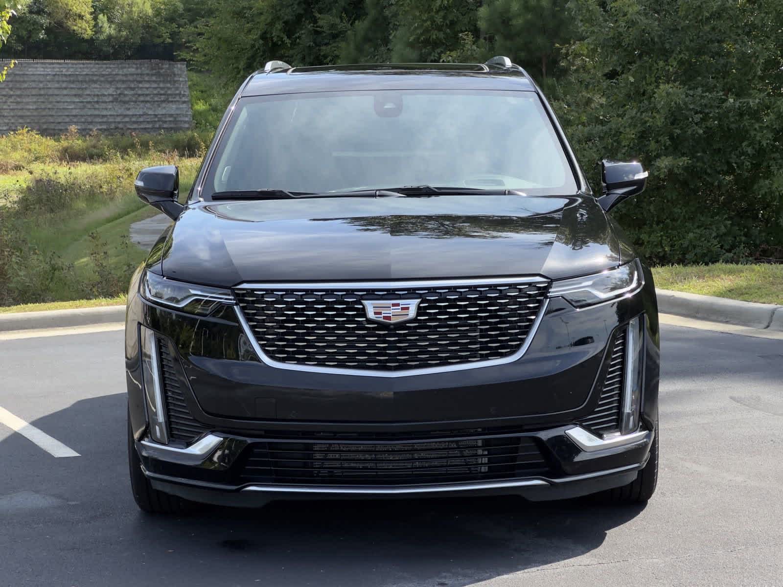 2023 Cadillac XT6 AWD Premium Luxury 2