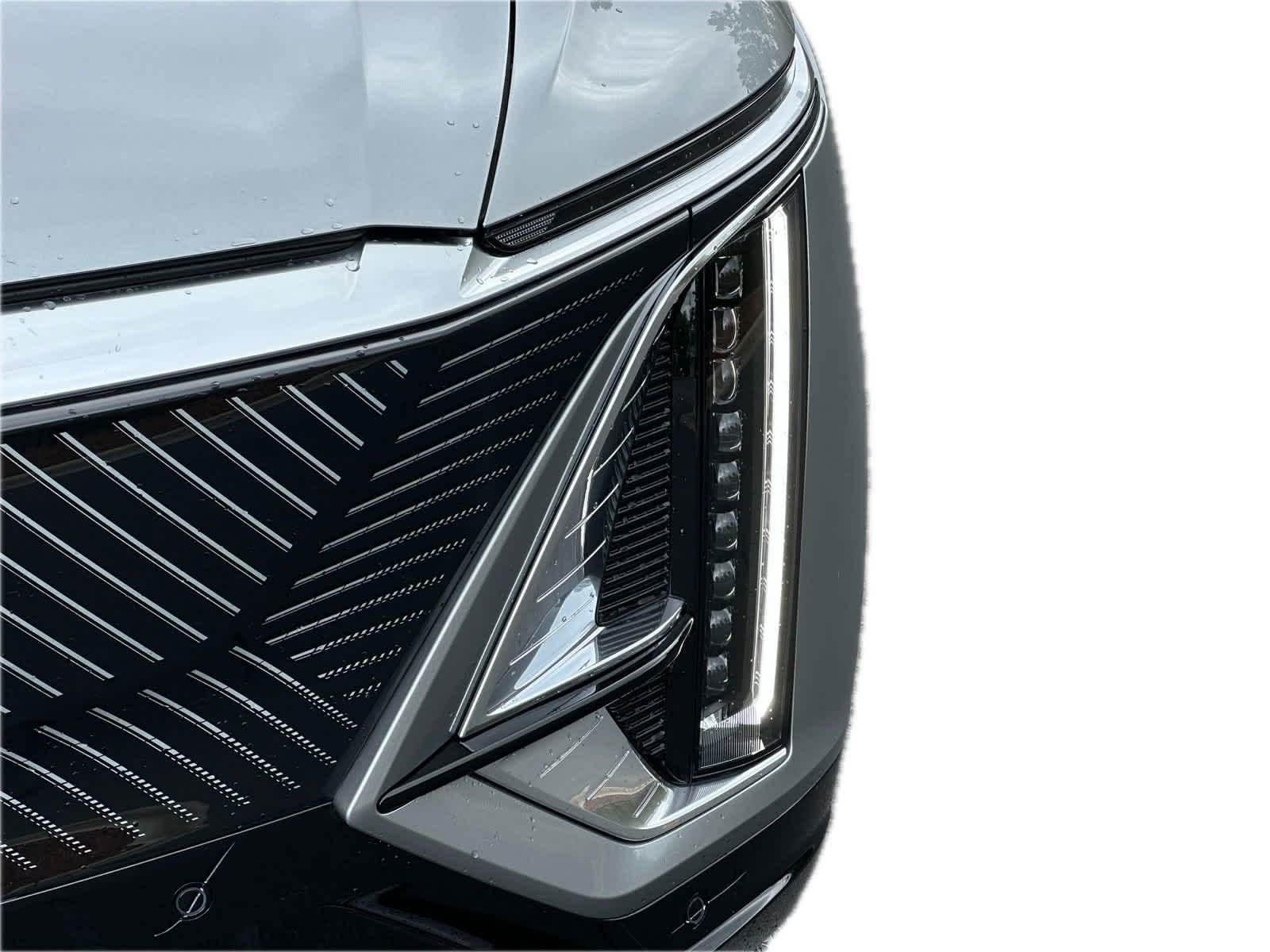2024 Cadillac LYRIQ Luxury 9