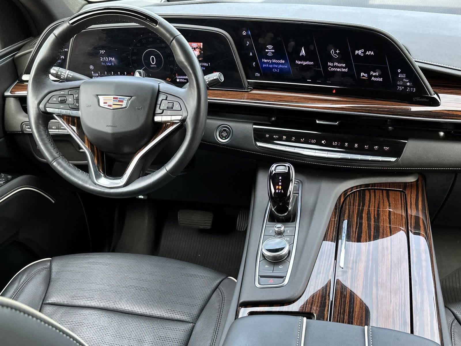 2022 Cadillac Escalade Premium Luxury 28