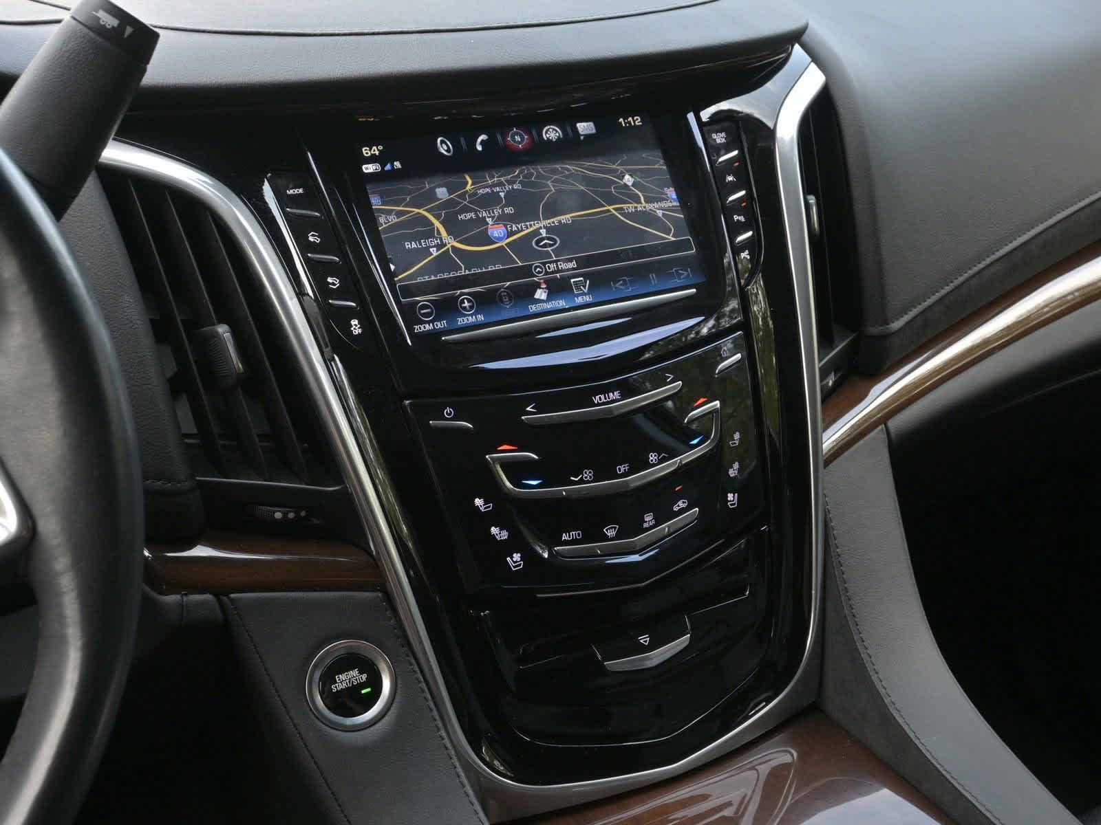 2020 Cadillac Escalade Premium Luxury 22