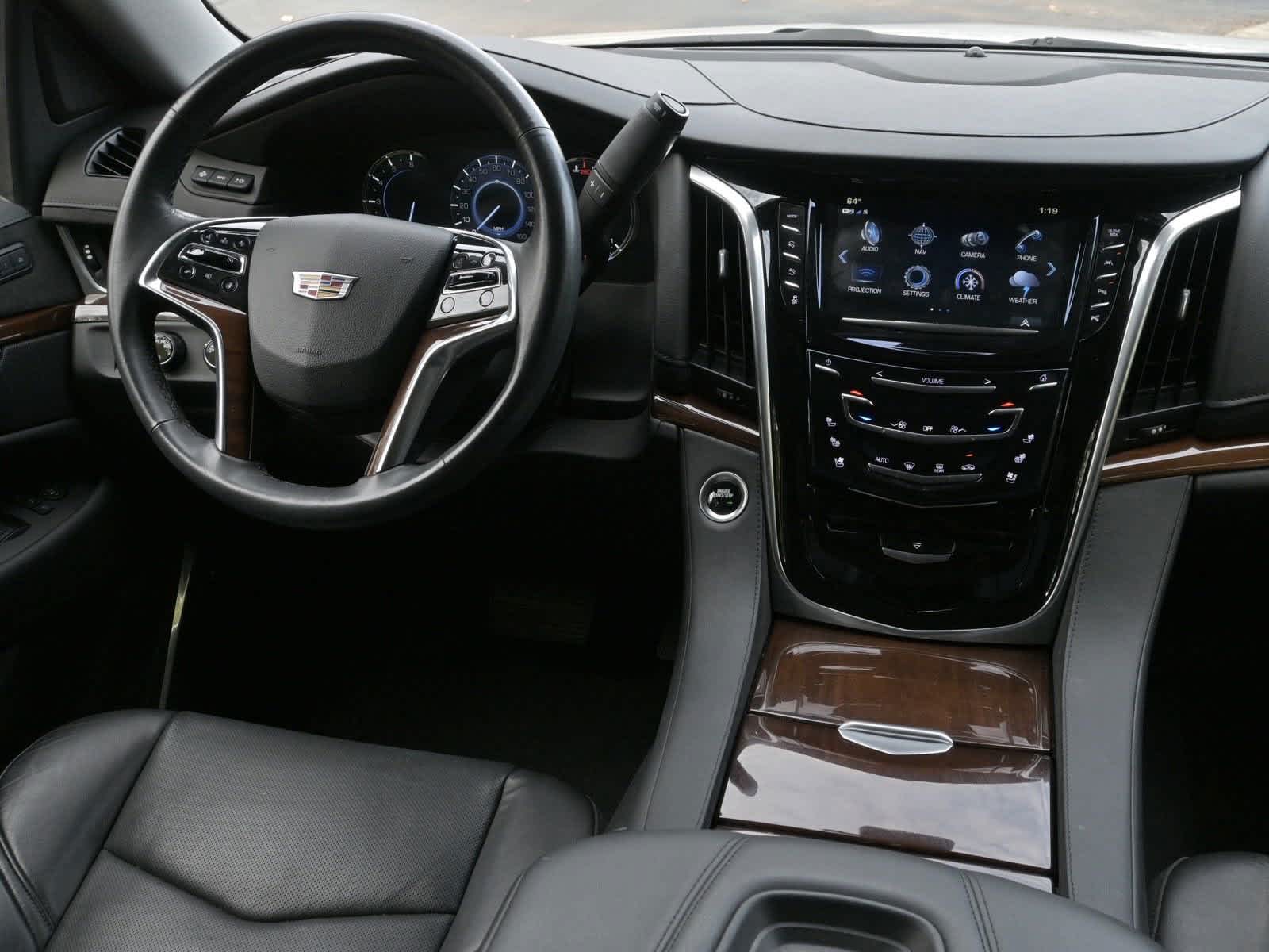 2020 Cadillac Escalade Premium Luxury 29