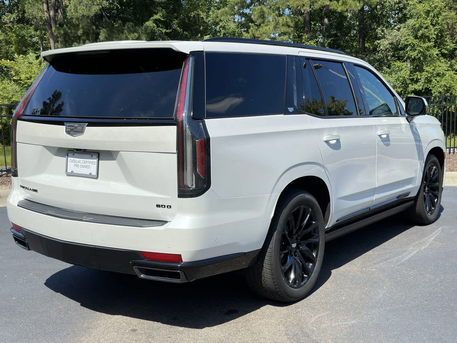 2023 Cadillac Escalade 4WD Sport Platinum 8