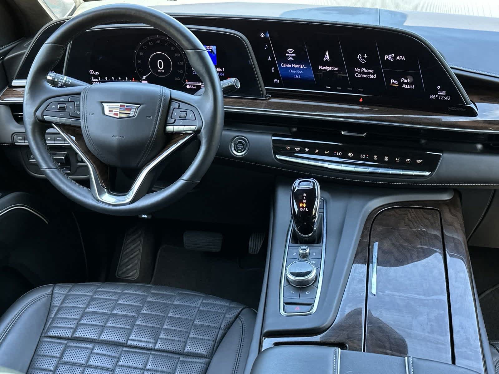 2023 Cadillac Escalade 4WD Sport Platinum 29