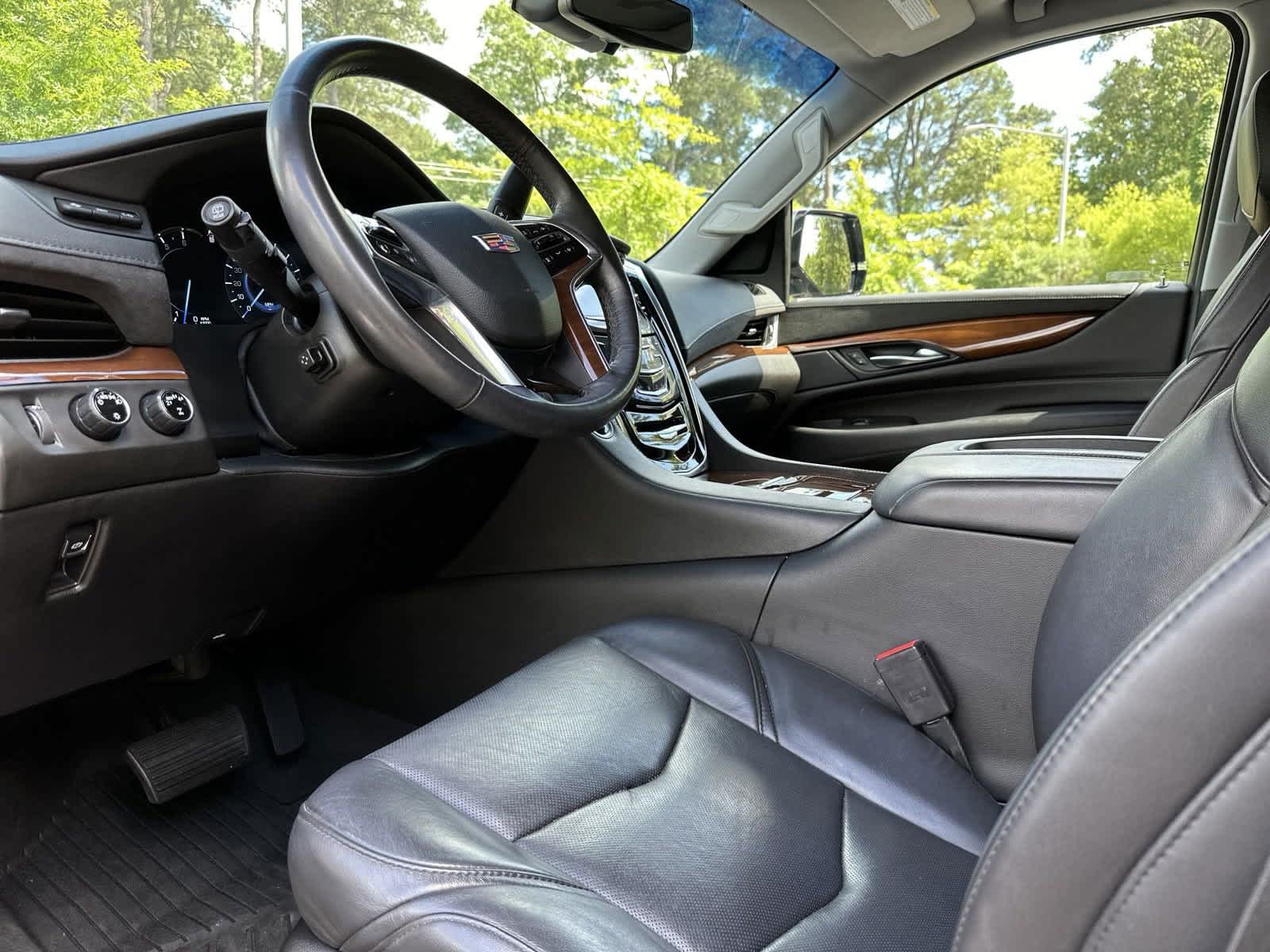 2019 Cadillac Escalade ESV Premium Luxury 14