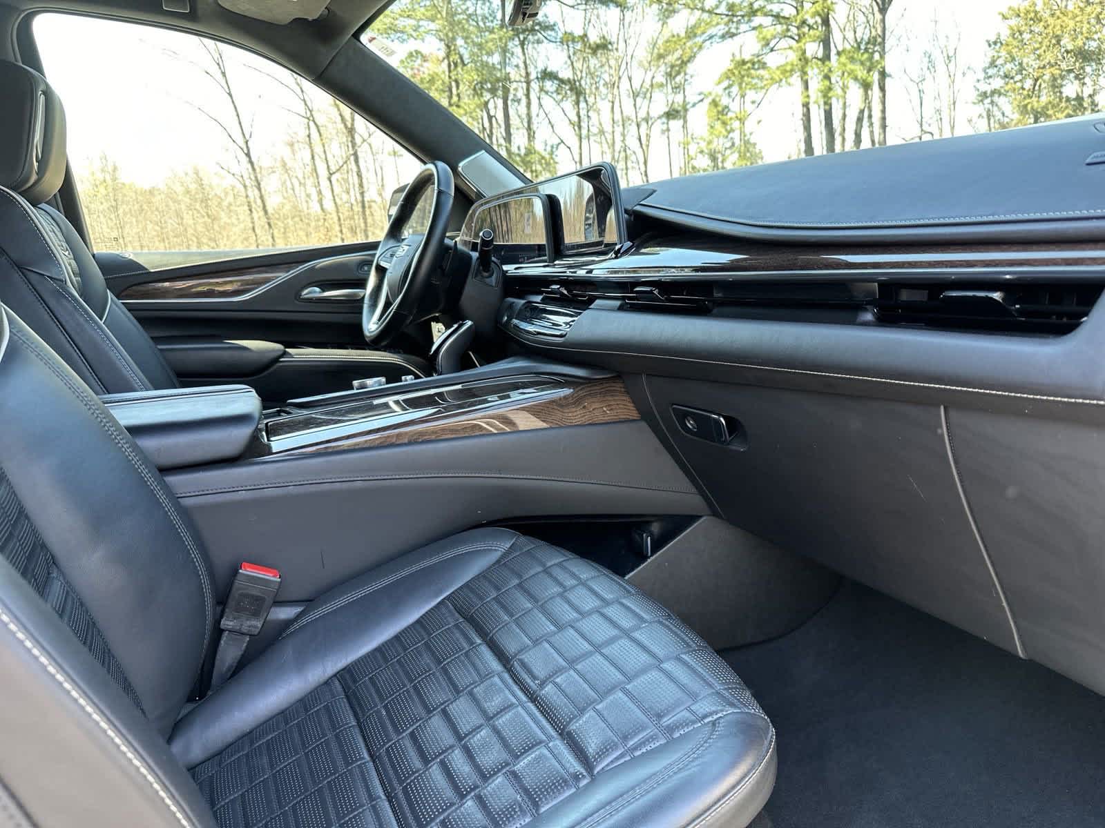 2021 Cadillac Escalade ESV Premium Luxury Platinum 33
