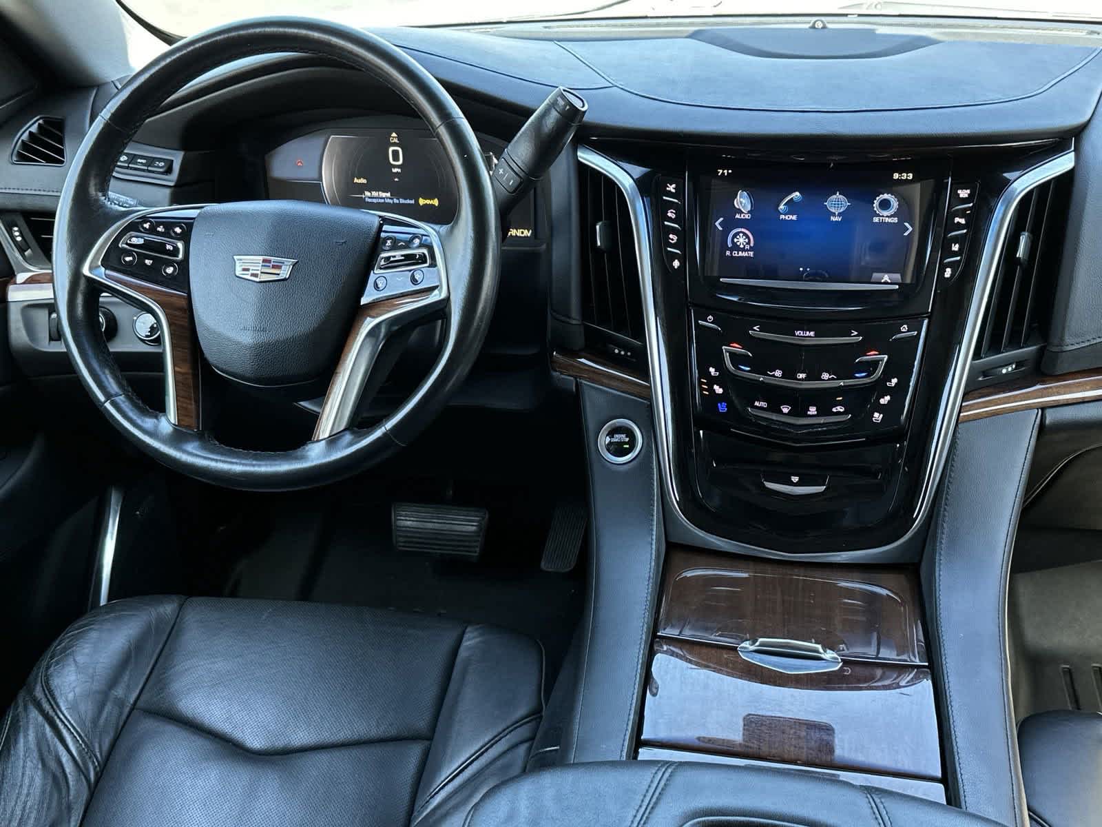 2015 Cadillac Escalade Premium 28