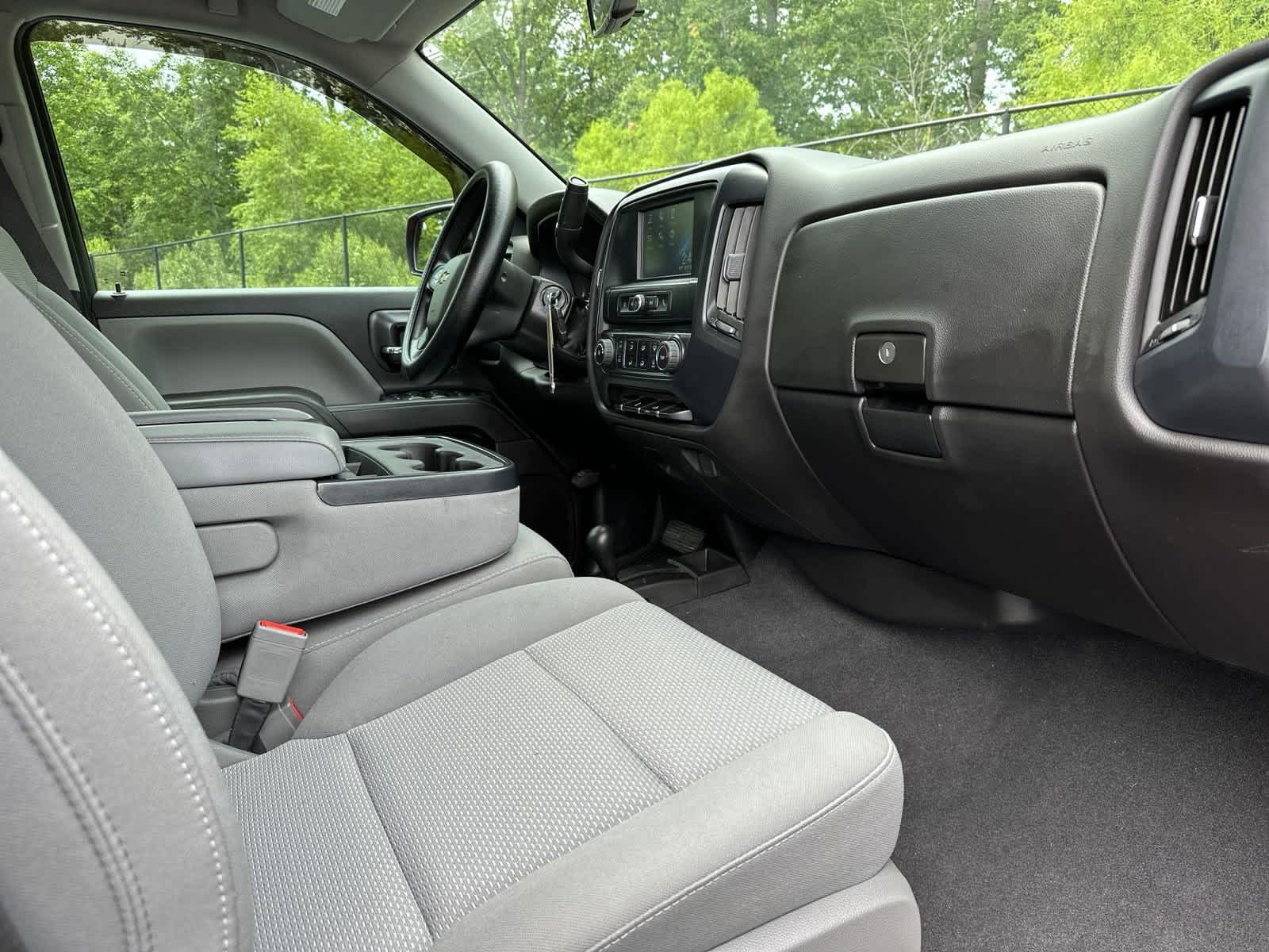 2019 Chevrolet Silverado 1500 LD Custom 4WD Double Cab 31